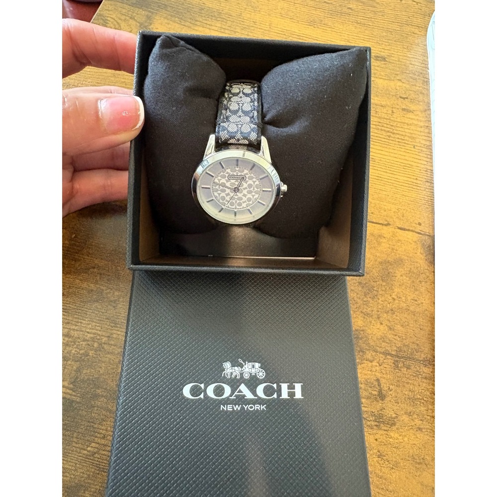 Coach Signature C Leather Strap Watch Silver Tone W/ Box Needs Battery
